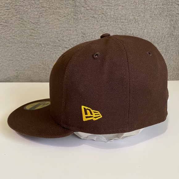 Men's San Diego Padres New Era Brown On-Field 59FIFTY Fitted Hat Size 7 Cap - Picture 2 of 6